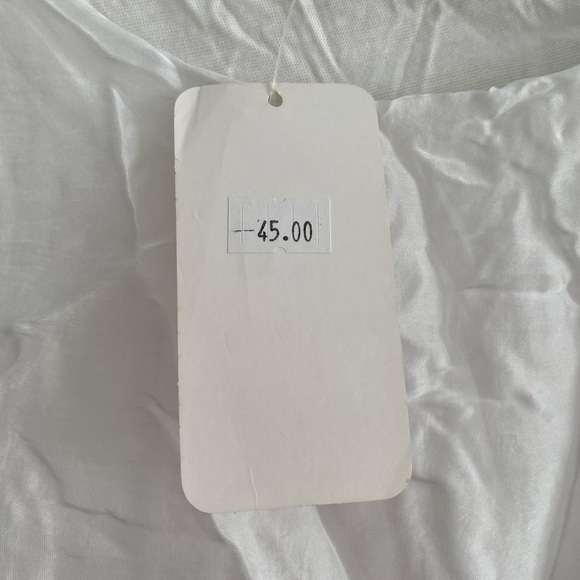 Italian silk short sleeve top - Picture 4 of 8